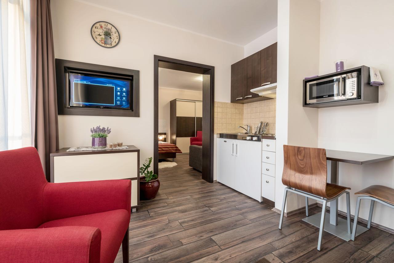 Apartman Mirka - Hotel Luka Besenova Ngoại thất bức ảnh